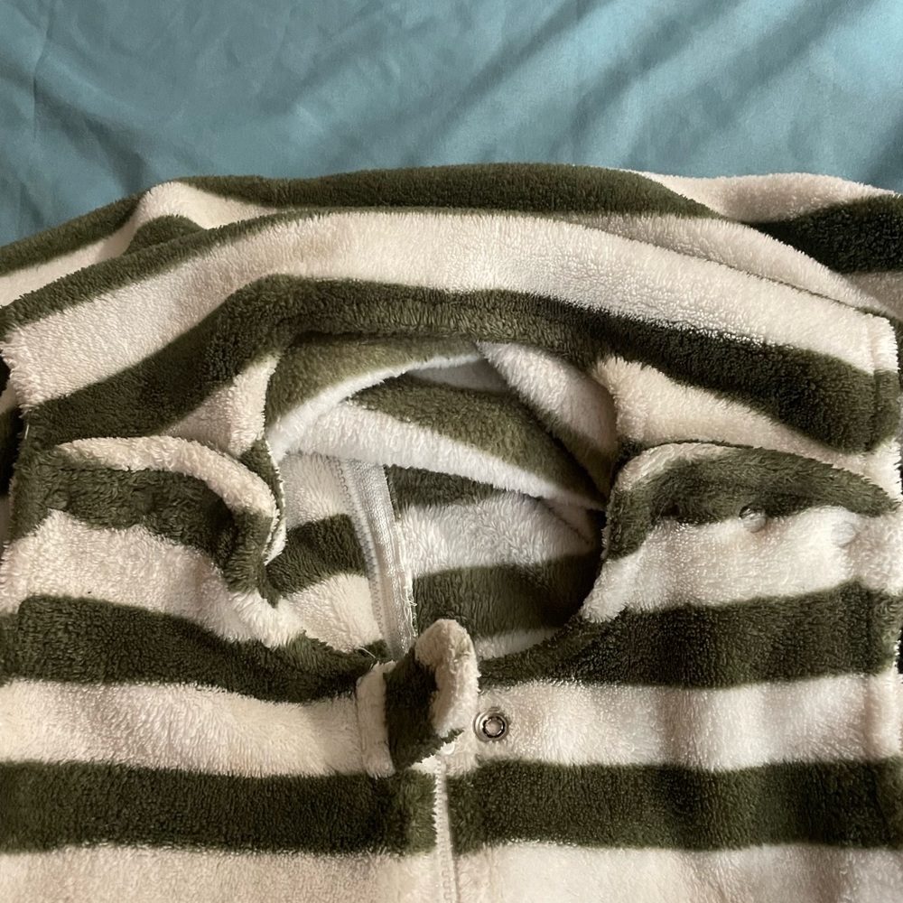 Wearable blanket - Picture 4 of 4